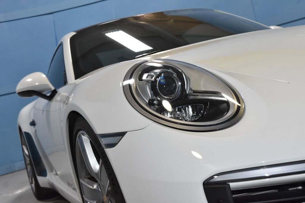 Used 2019 Porsche 911 Carrera RWD image 25