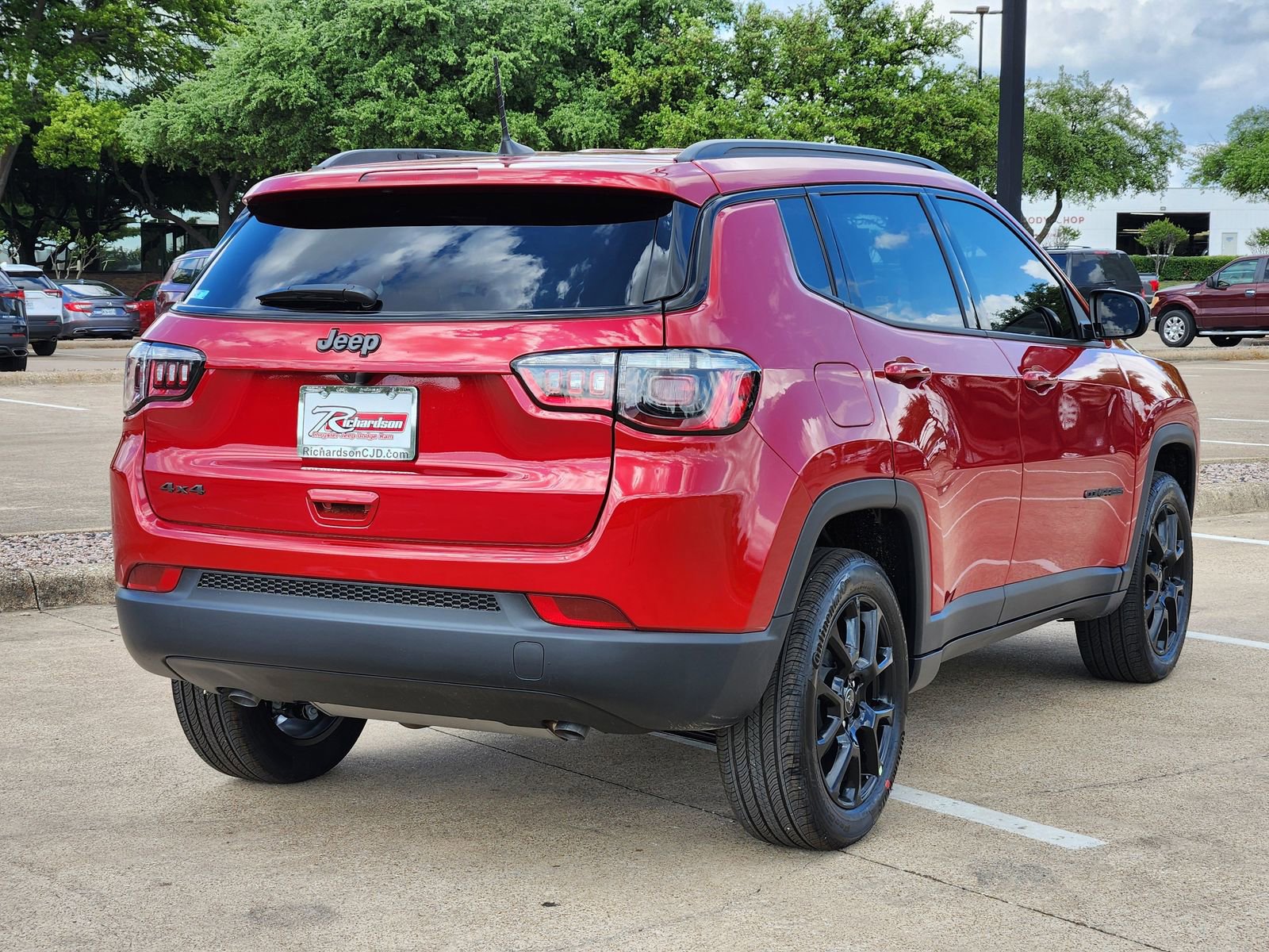 New 2026 Jeep Compass Latitude image 6