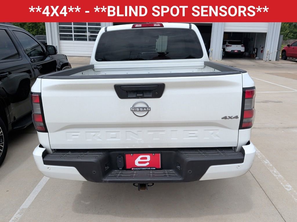 Used 2025 Nissan Frontier SV w/ Tow Package AWD/4WD image 6