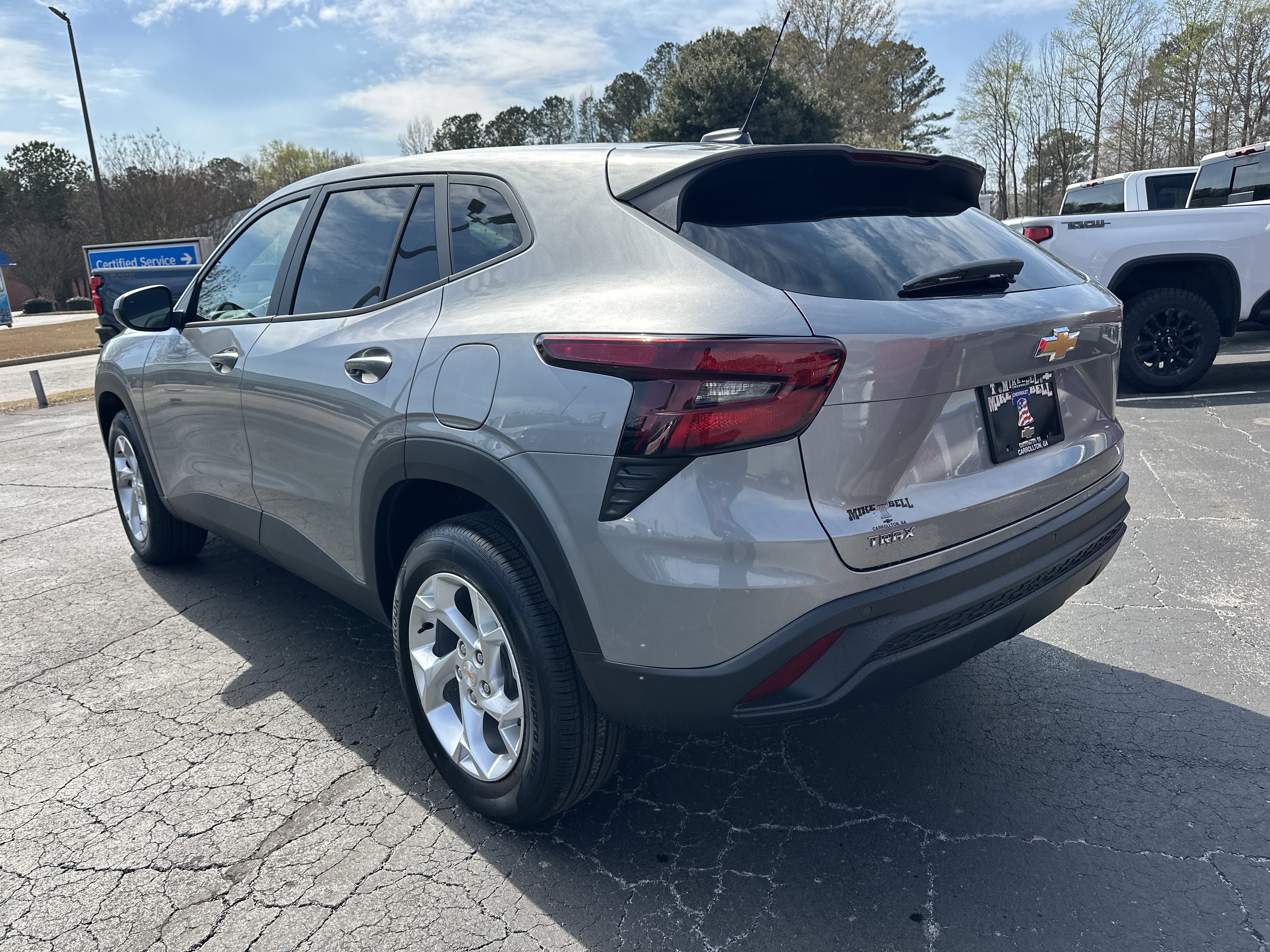 New 2026 Chevrolet Trax LS image 7