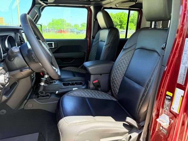 Used 2021 Jeep Gladiator Overland AWD/4WD image 18