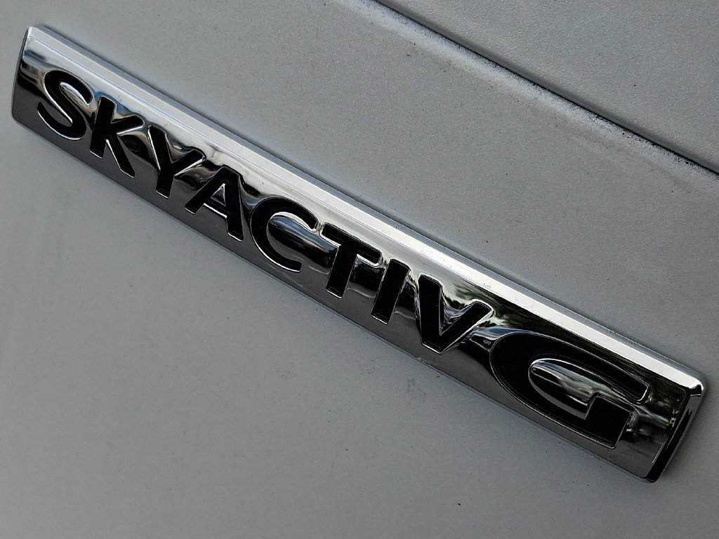 Used 2025 MAZDA CX-50 AWD 2.5 S w/ Premium Package image 35