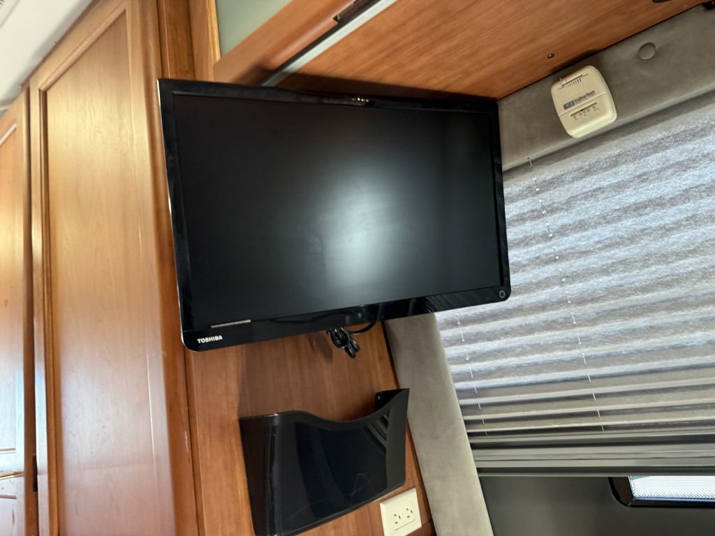 Used 2008 Dodge Sprinter 2500 w/ Trailer Tow Group image 51