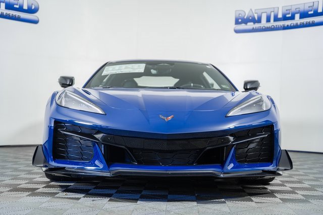 New 2026 Chevrolet Corvette Z06 w/ Z07 Performance Package image 2