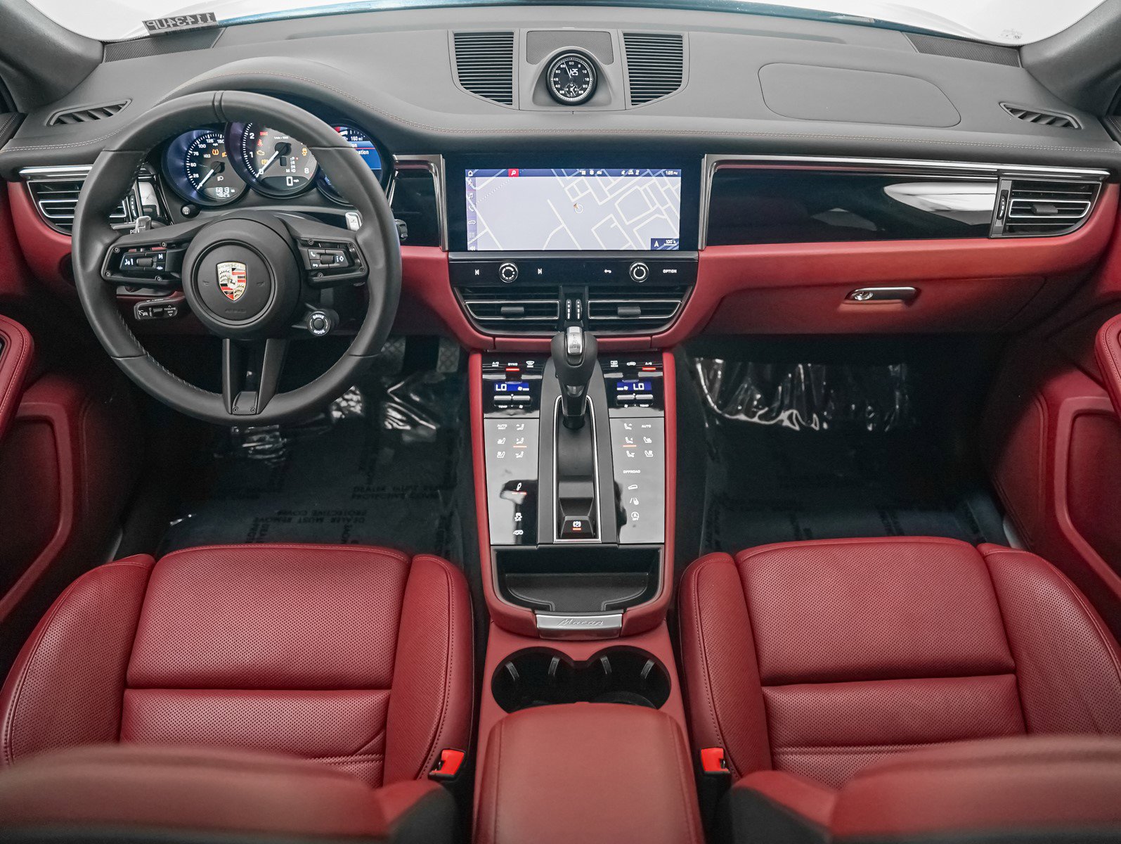 Used 2025 Porsche Macan S image 15