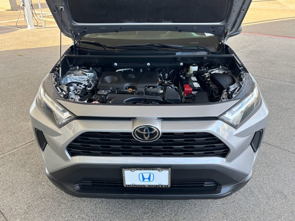 Used 2024 Toyota RAV4 LE image 29