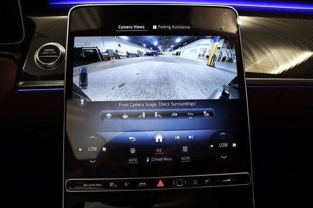 Used 2024 Mercedes-Benz S 63 AMG S w/ Carbon Fiber Exterior Package image 30