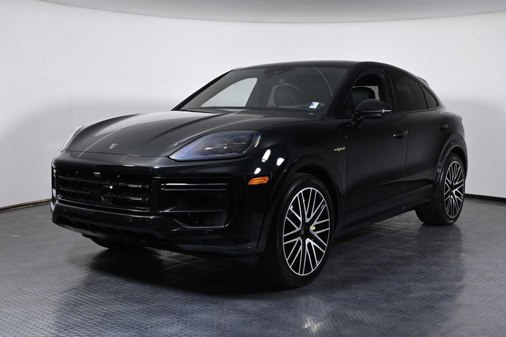 Certified 2026 Porsche Cayenne Turbo image 1