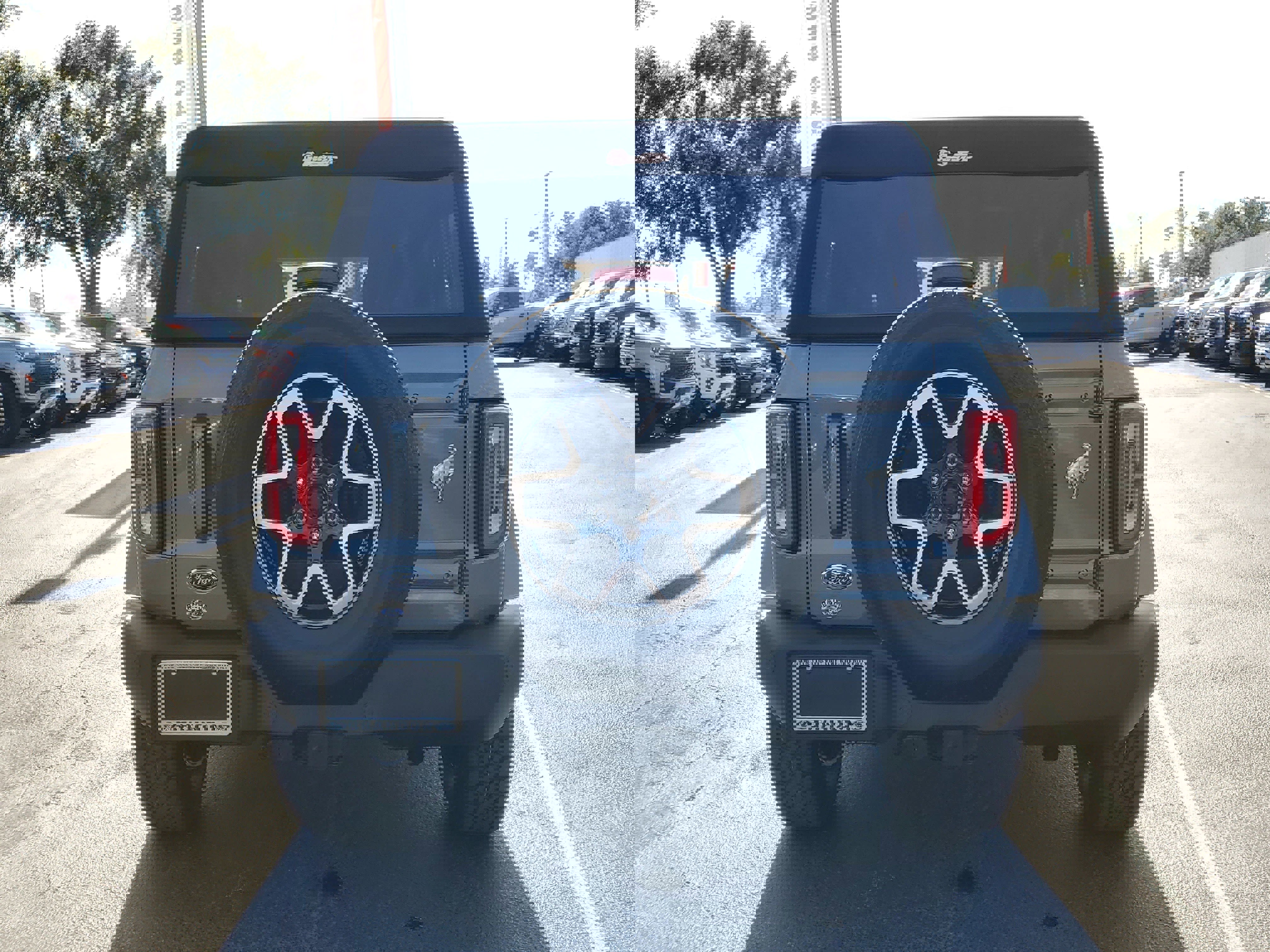 Used 2023 Ford Bronco Outer Banks image 8