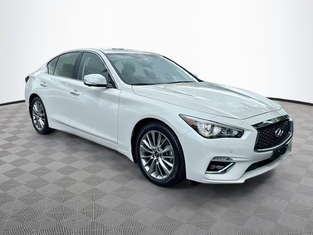 Certified 2023 INFINITI Q50 Luxe w/ Cargo Package AWD/4WD image 4