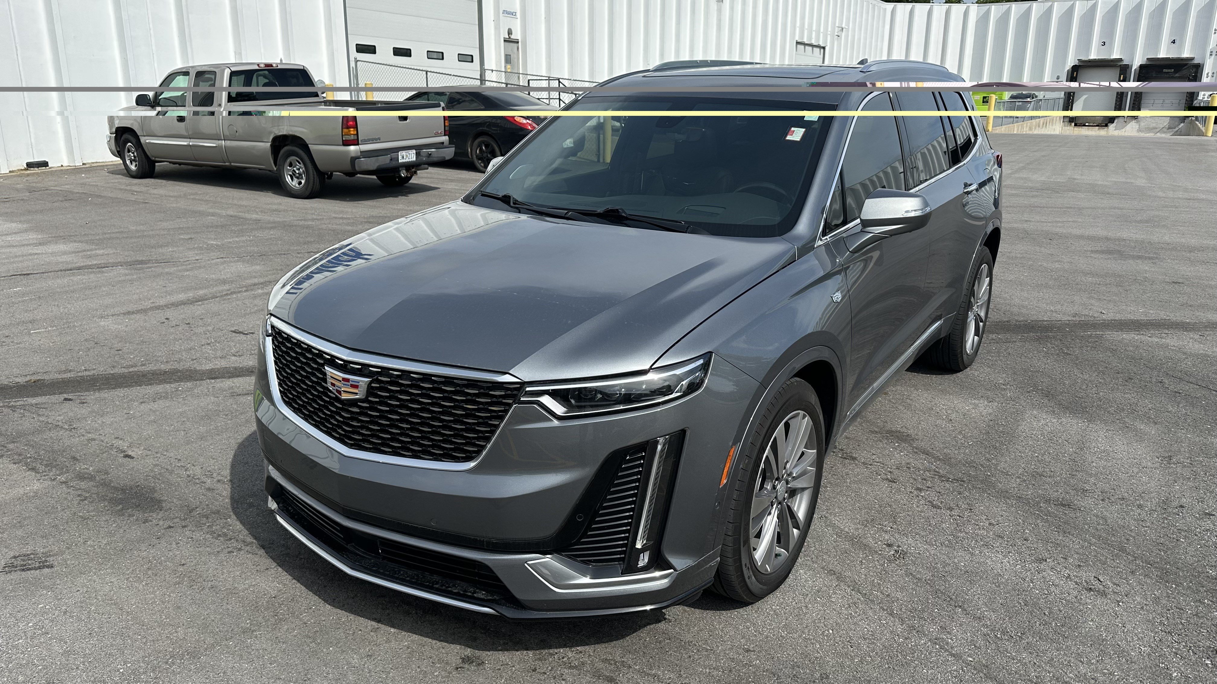 Used 2022 Cadillac XT6 Premium Luxury w/ Platinum Package AWD/4WD image 5