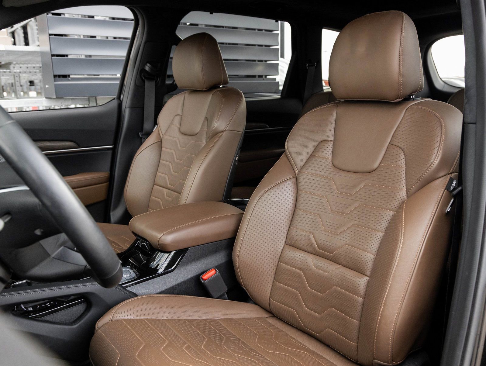 Used 2020 Kia Telluride SX w/ SX Prestige Package image 5