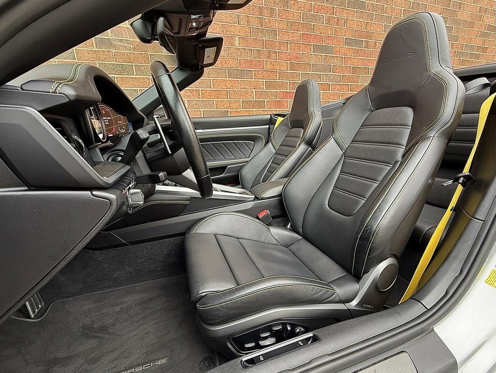 Used 2022 Porsche 911 Turbo S image 5