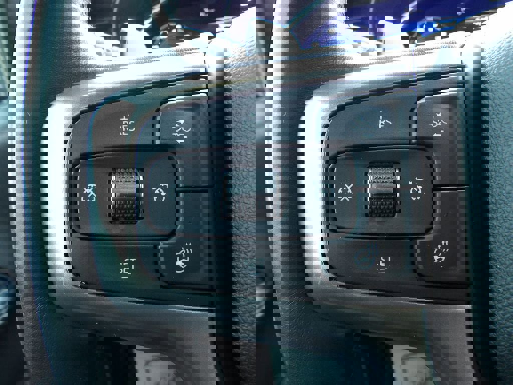 Used 2022 Chevrolet Silverado 1500 LTZ w/ Z71 Off-Road Package image 17