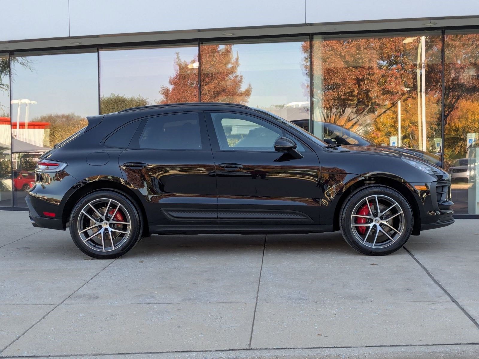 New 2026 Porsche Macan S image 8