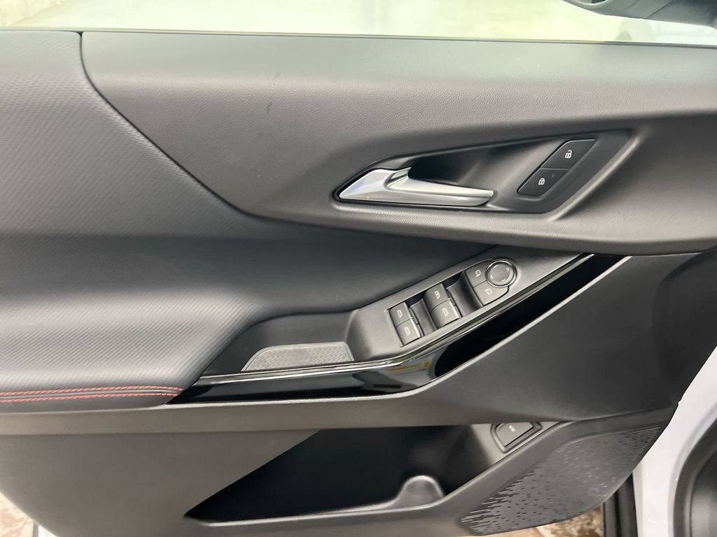New 2027 Chevrolet Equinox RS AWD/4WD image 21