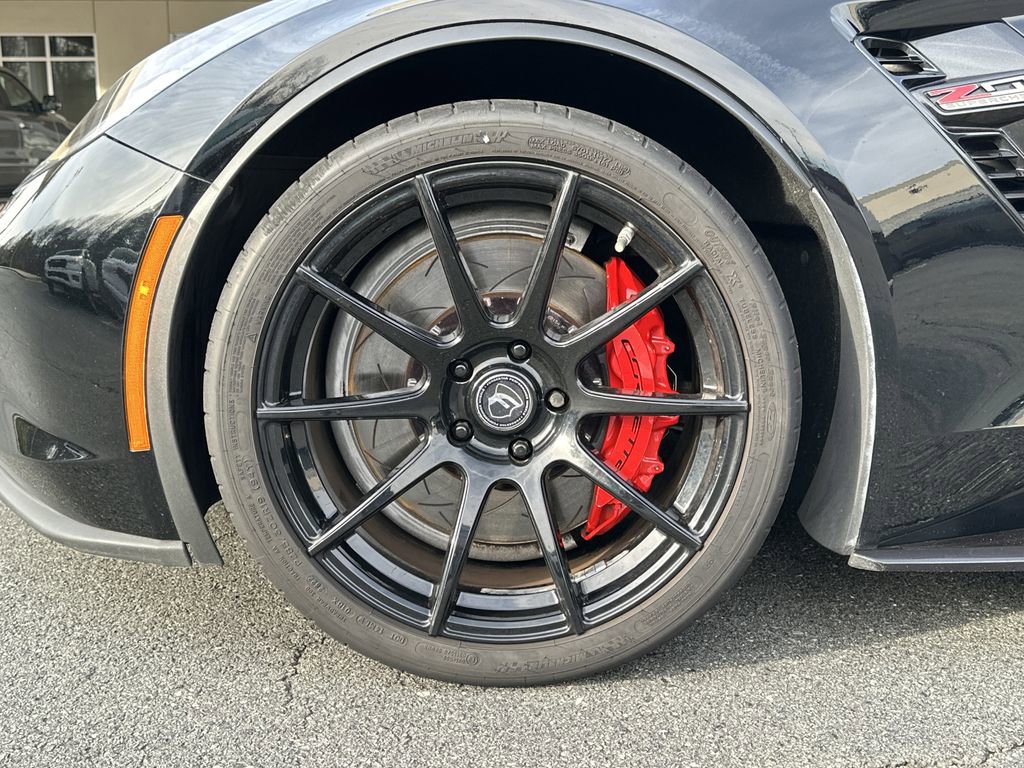 Used 2017 Chevrolet Corvette Z06 w/ Battery Protection Package image 13