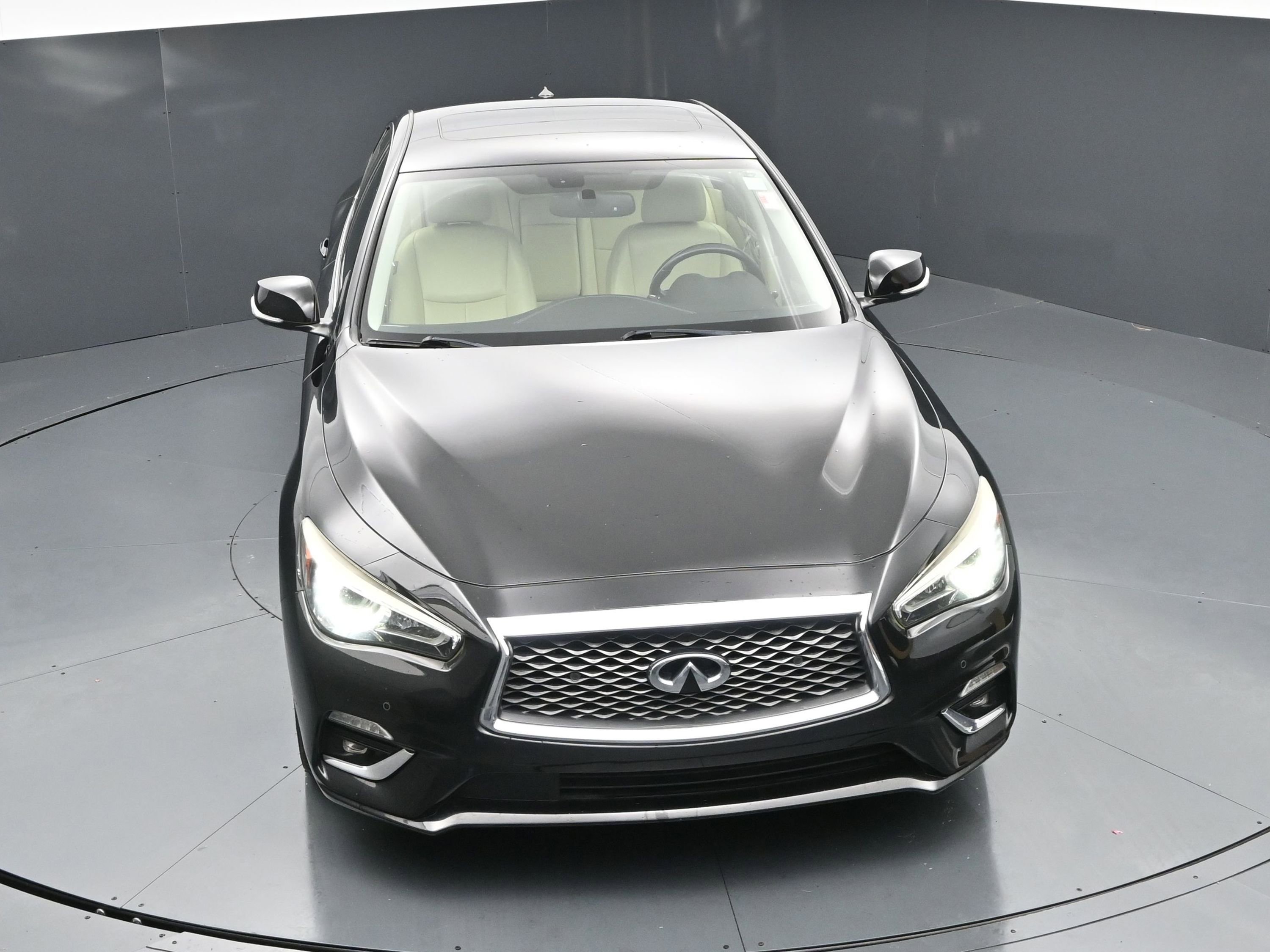 Used 2018 INFINITI Q50 Luxe w/ Sensory Package (Luxe) RWD image 34