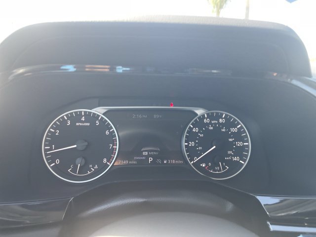 Used 2025 Nissan Pathfinder SV FWD image 11