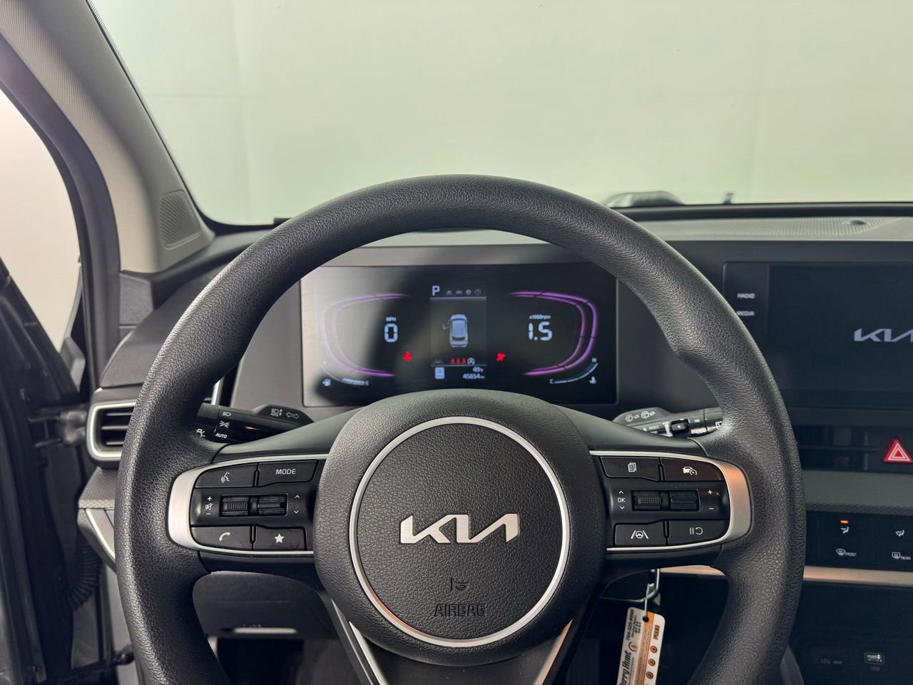 Used 2024 Kia Sportage LX image 20