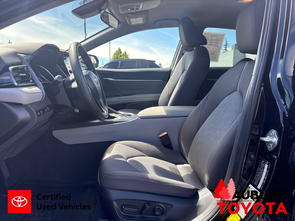Used 2023 Toyota Camry LE FWD image 12