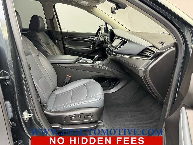 Used 2018 Buick Enclave Premium image 21