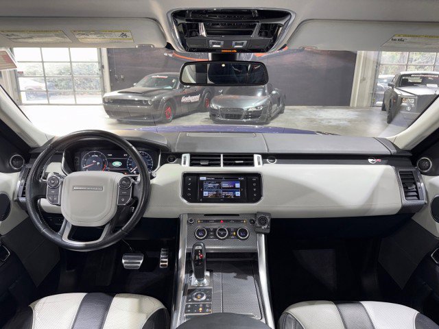 Used 2016 Land Rover Range Rover Sport SVR image 8