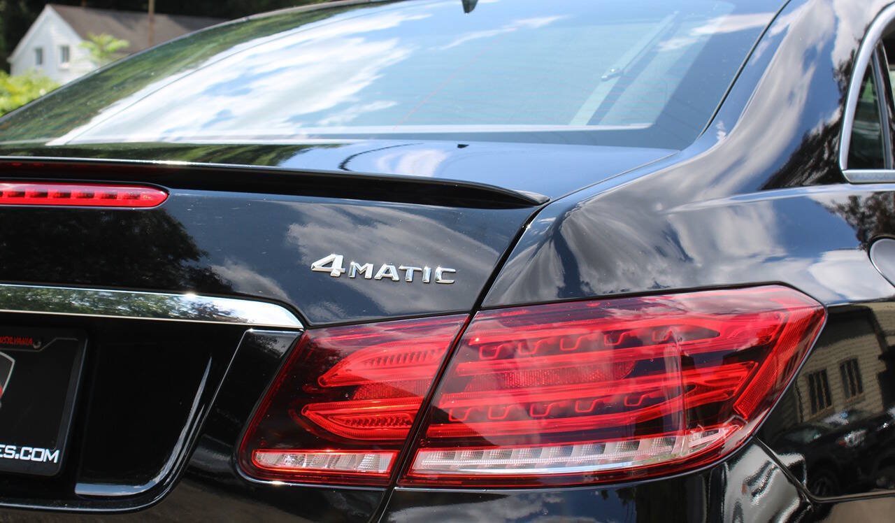 Used 2014 Mercedes-Benz E 350 4MATIC Coupe w/ Premium 1 Package image 9