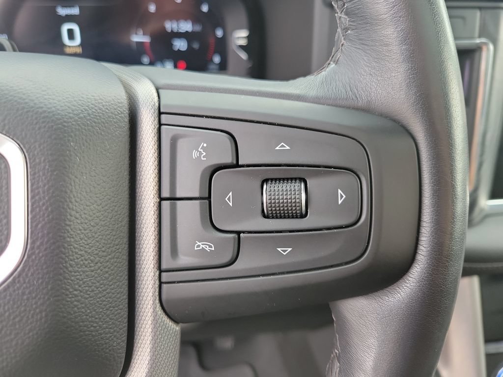 Used 2024 GMC Yukon Denali w/ Advanced Technology Package AWD/4WD image 28