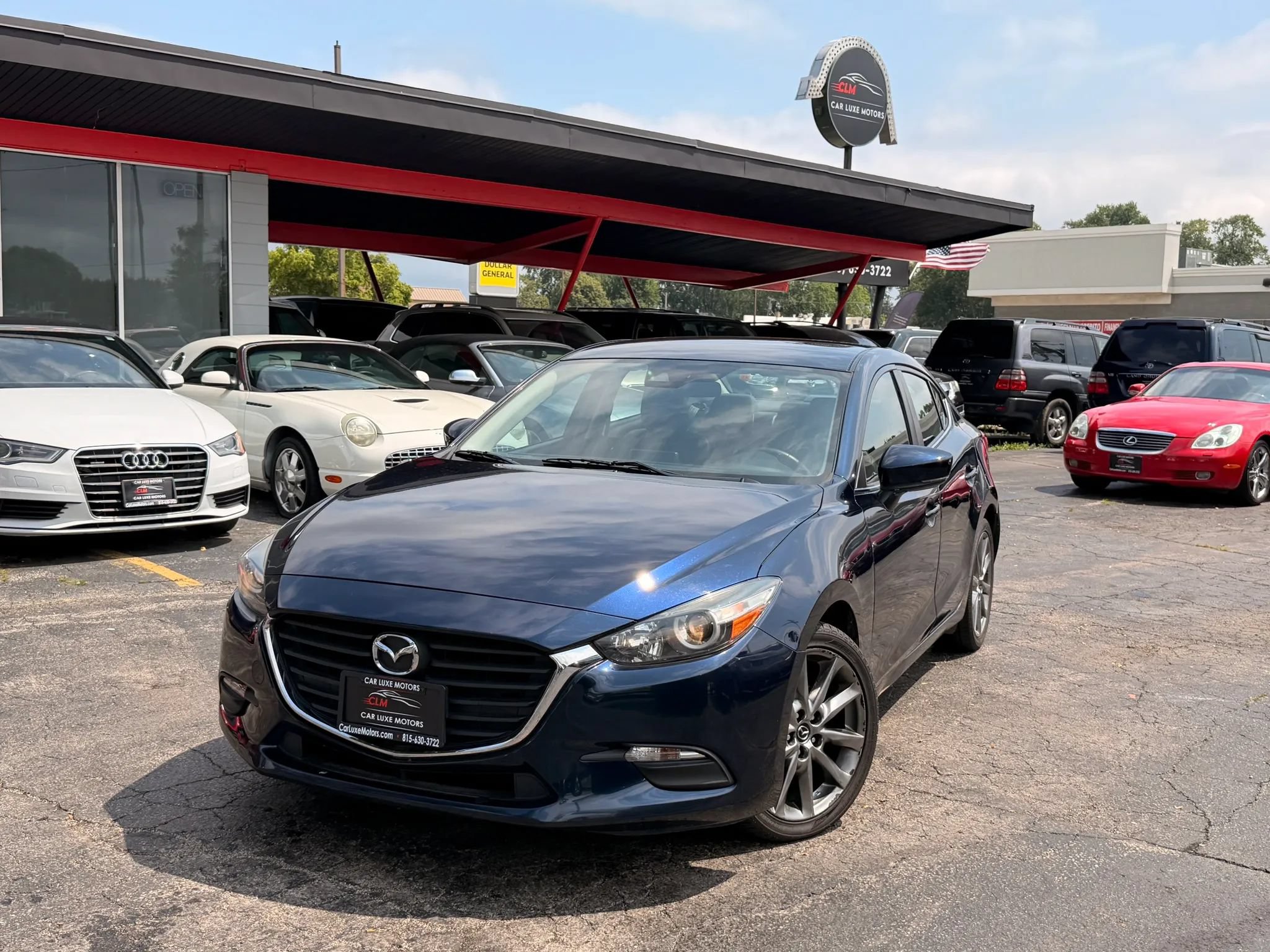 Used 2018 MAZDA MAZDA3 Touring FWD image 1