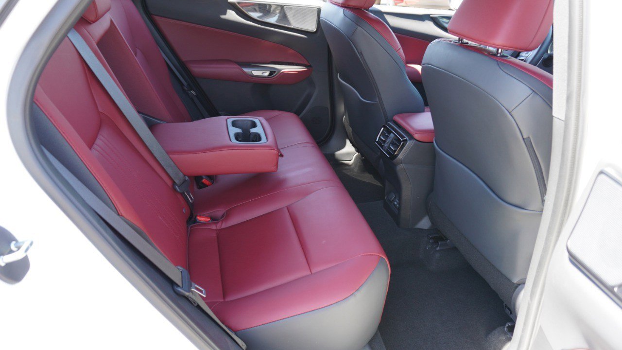 Used 2025 Lexus NX 250 FWD w/ Accessory Package (Z1) image 31