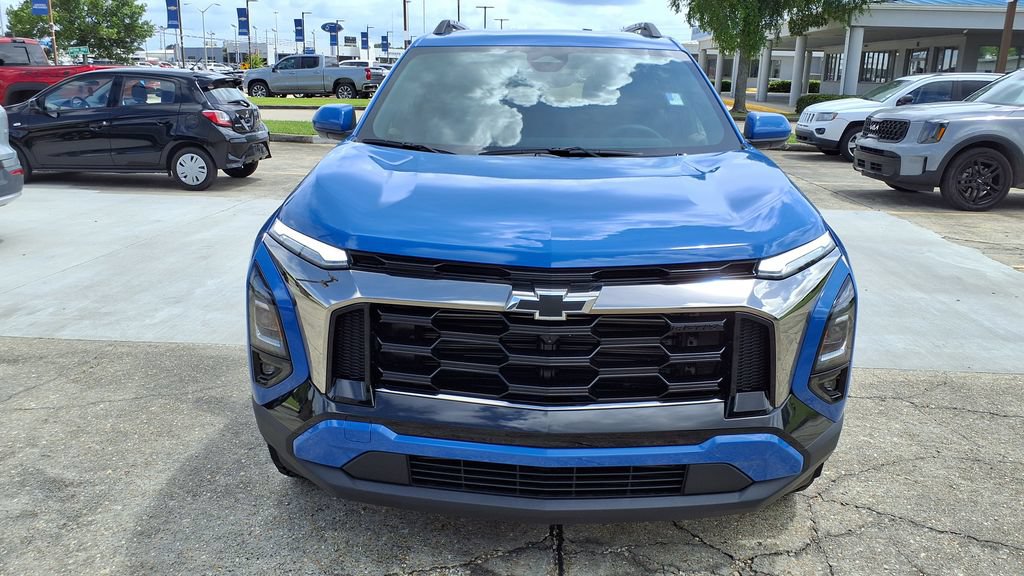 New 2026 Chevrolet Equinox ACTIV w/ Safety and Technology Package AWD/4WD image 16