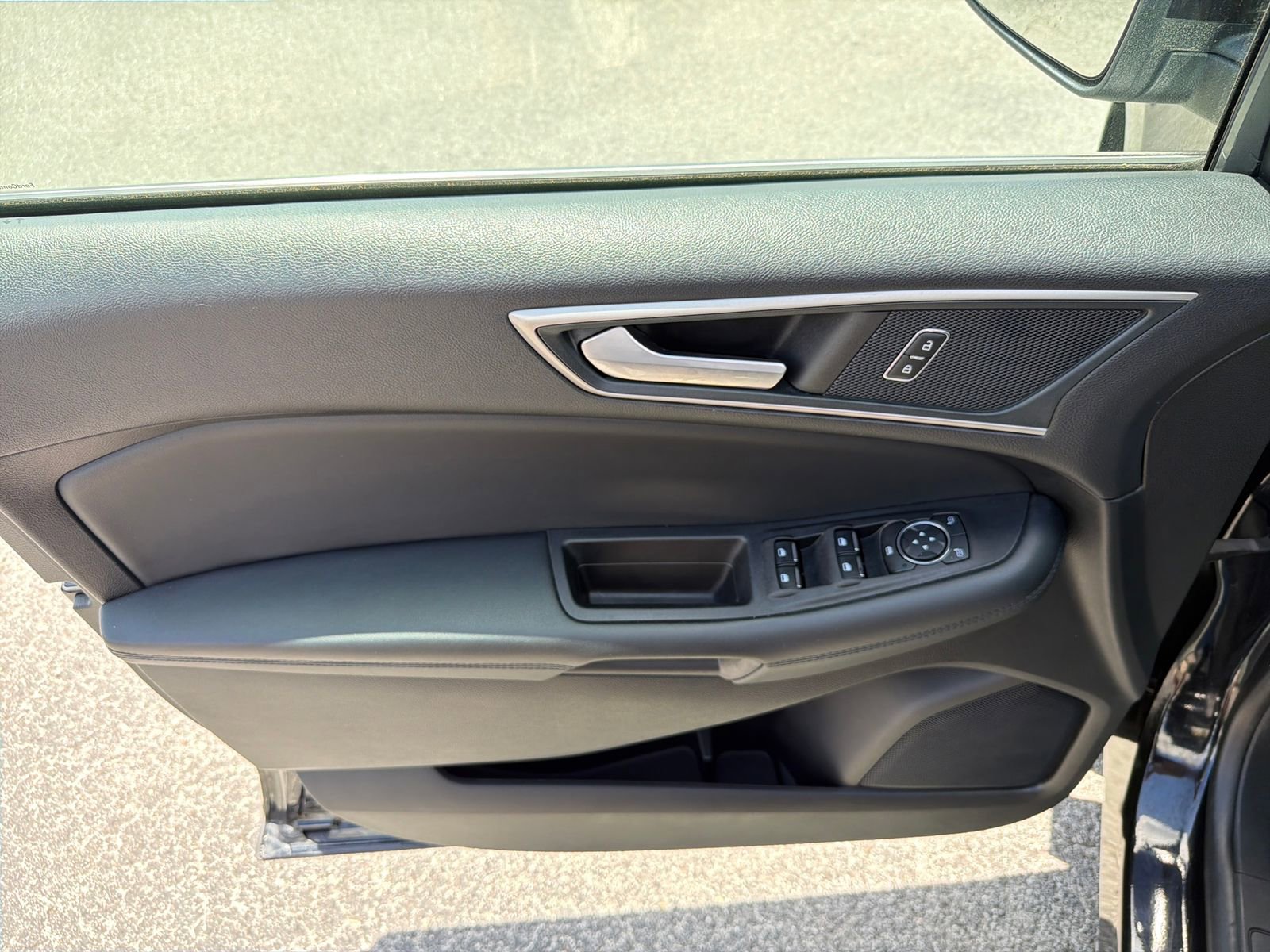 Used 2024 Ford Edge SEL AWD/4WD image 20