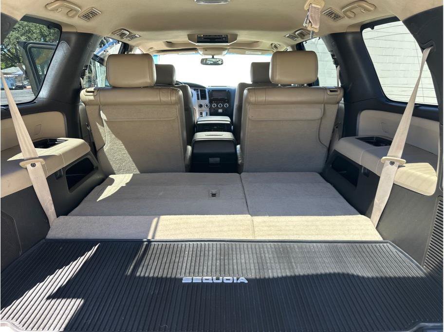 Used 2008 Toyota Sequoia Platinum AWD/4WD image 23