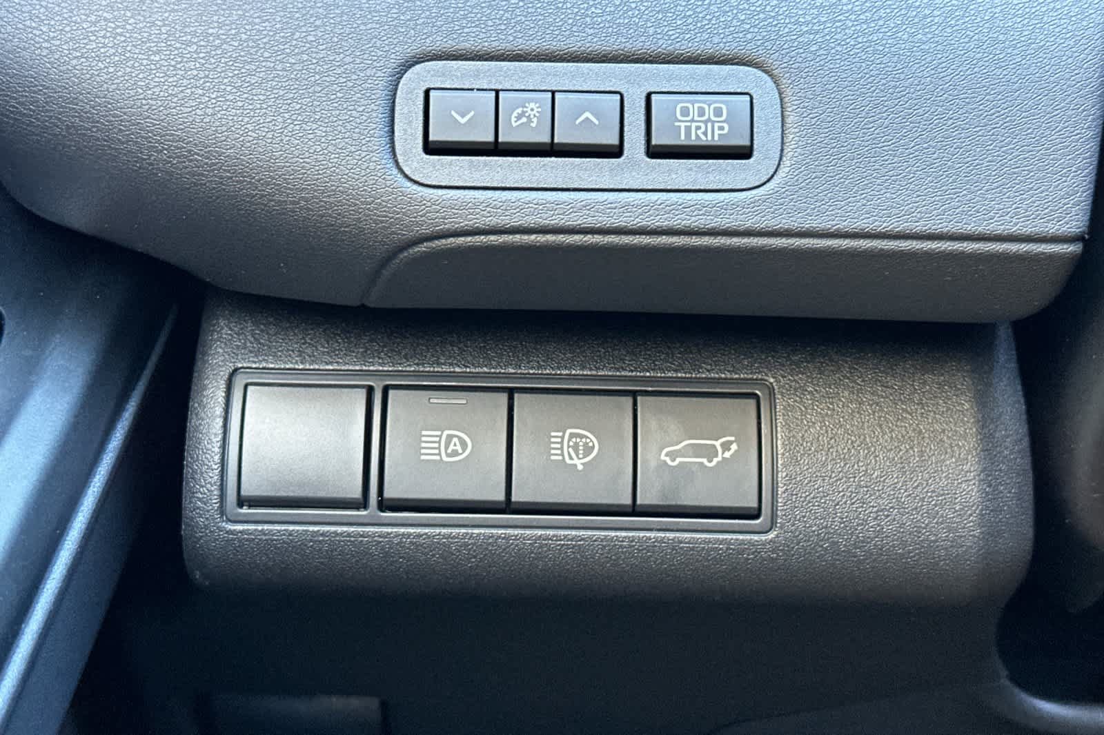 New 2026 Subaru Uncharted Premium FWD image 29