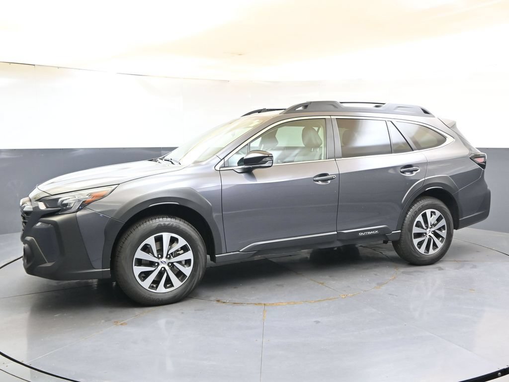 Certified 2025 Subaru Outback Premium AWD/4WD image 2