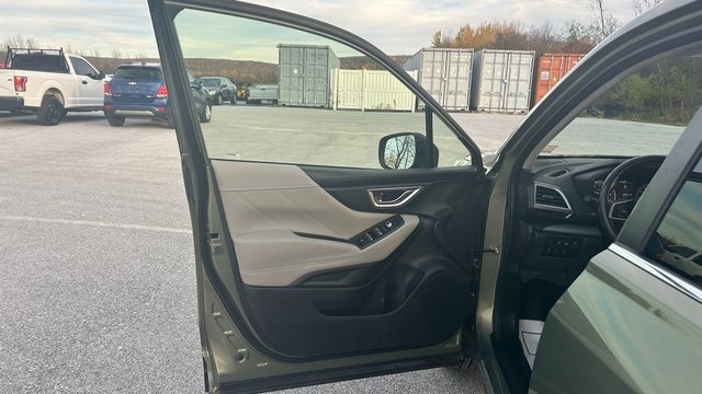 Used 2020 Subaru Forester Limited image 18