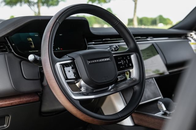 New 2026 Land Rover Range Rover SE AWD/4WD image 17