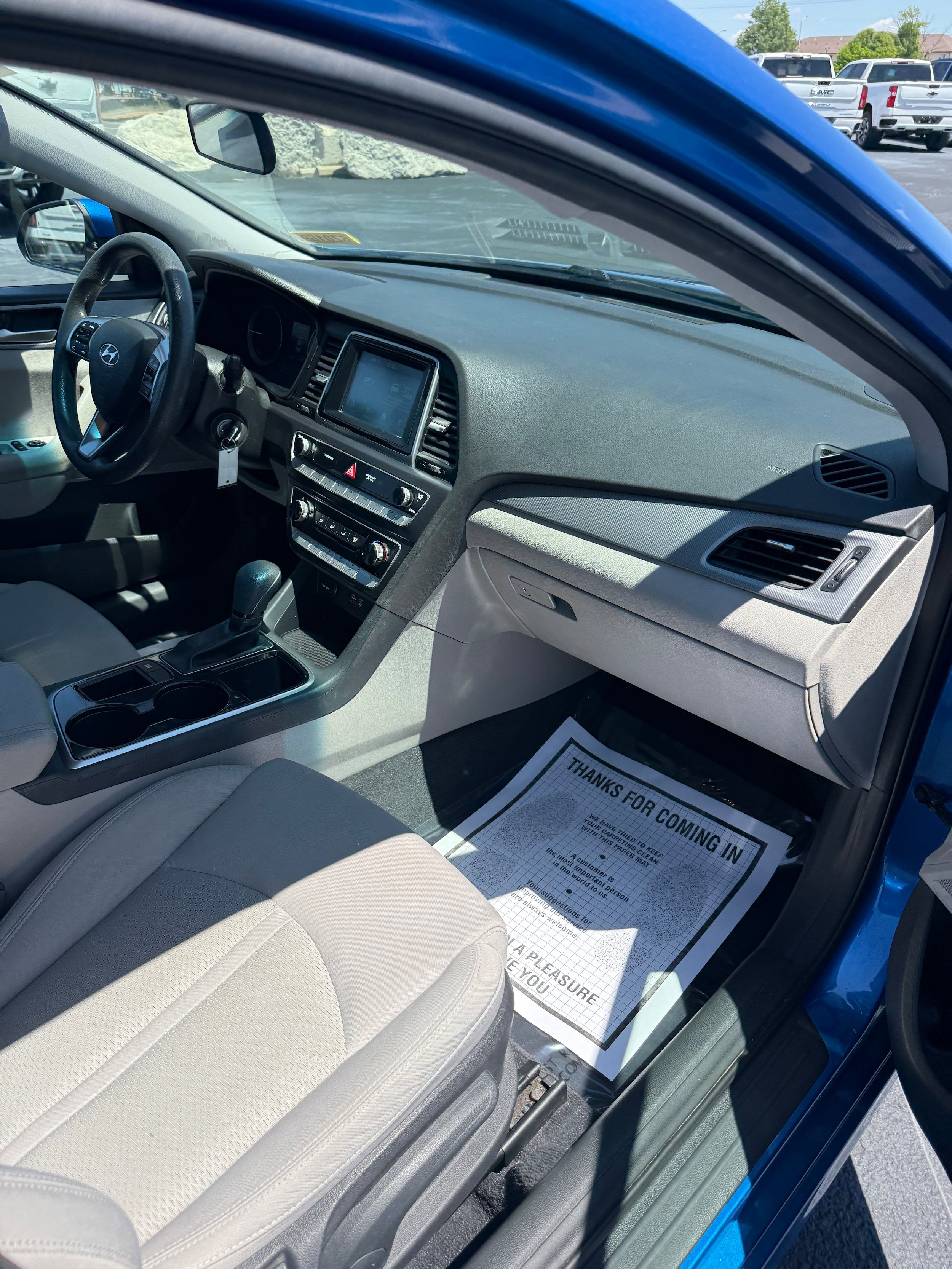 Used 2018 Hyundai Sonata SE FWD image 9
