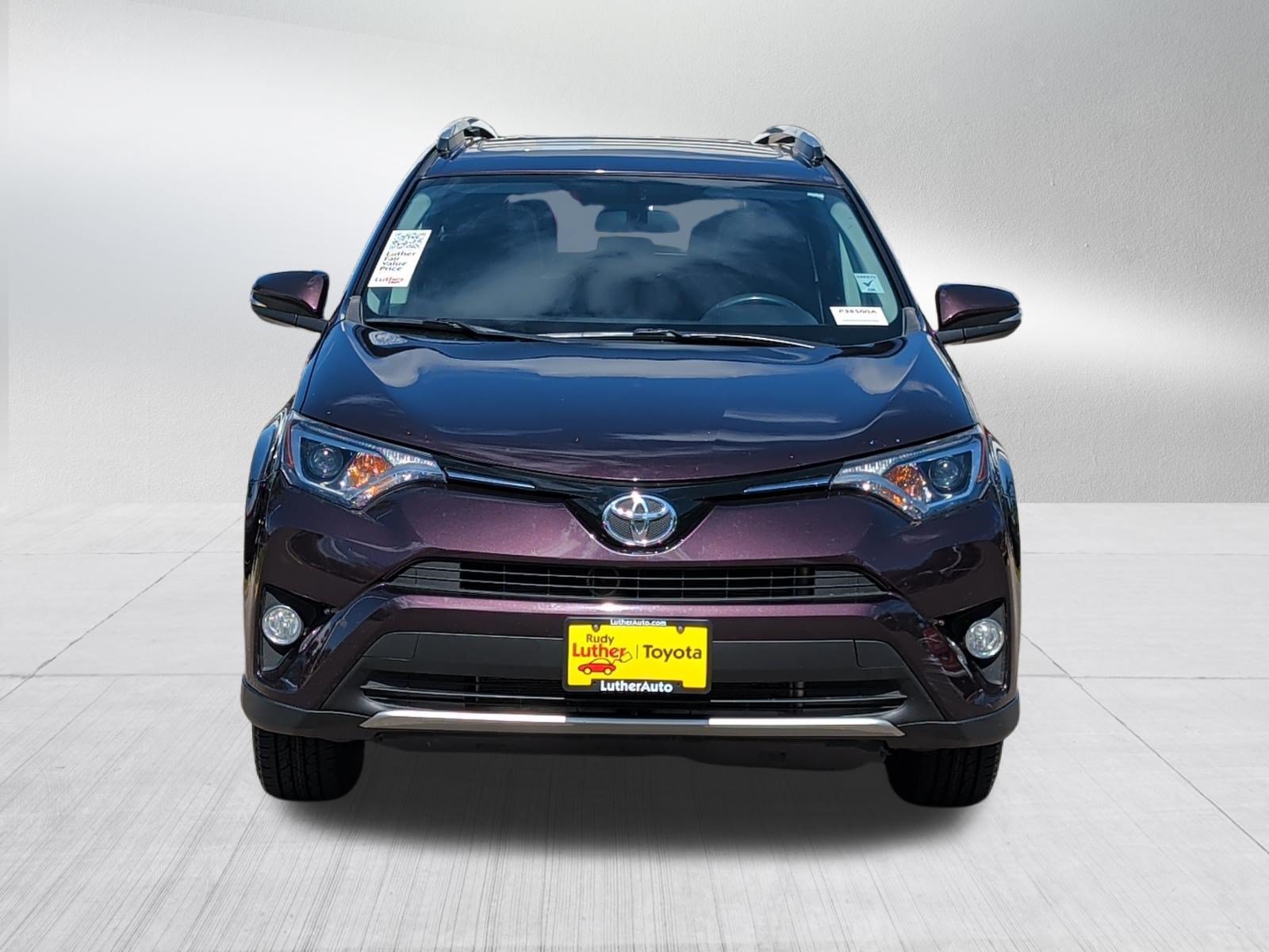 Used 2016 Toyota RAV4 XLE AWD/4WD image 2
