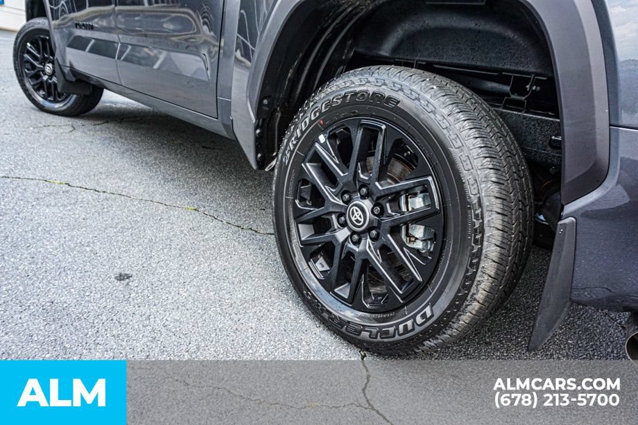 Used 2026 Toyota Tundra Limited AWD/4WD image 16