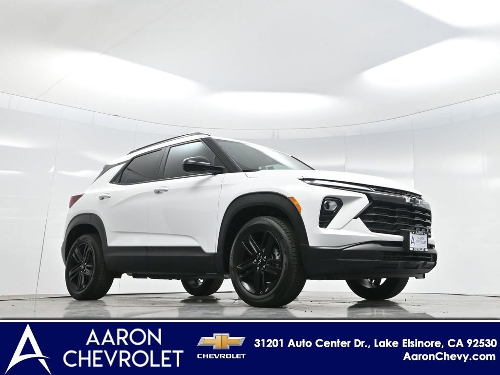 New 2026 Chevrolet TrailBlazer LT w/ Midnight Edition image 2