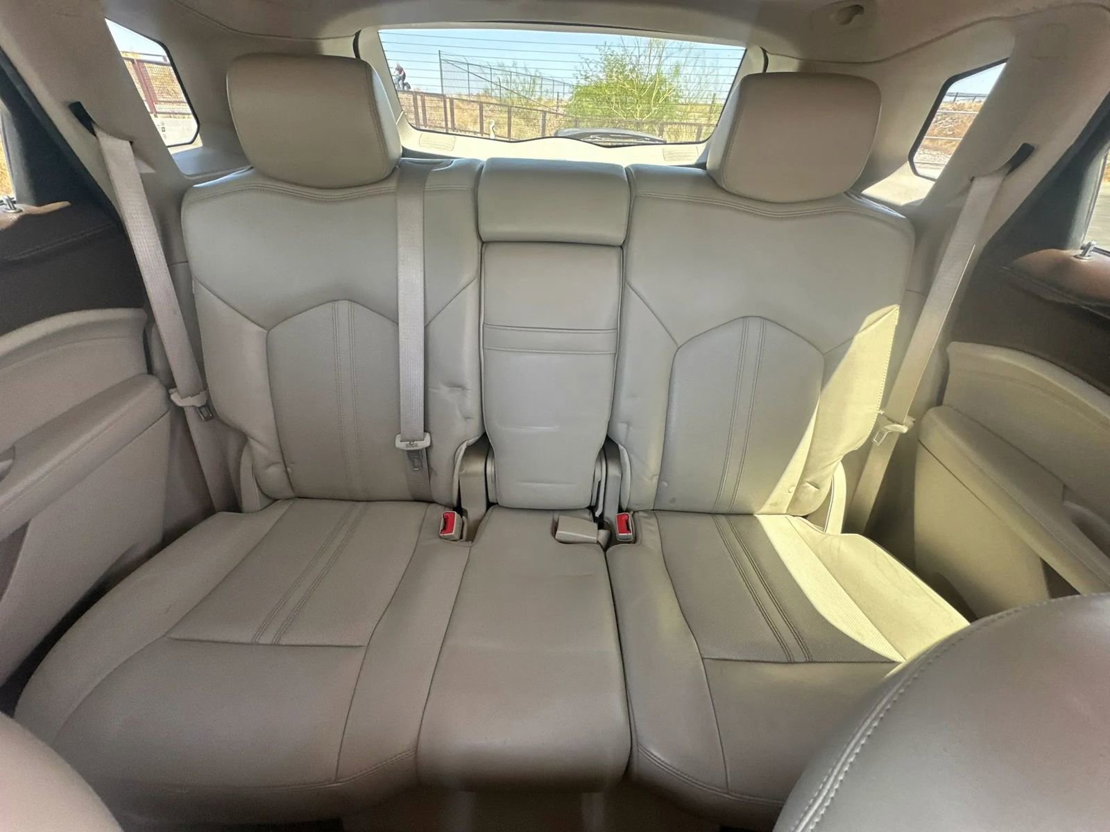 Used 2011 Cadillac SRX Luxury FWD image 14