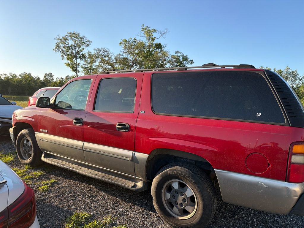 Used 2000 Chevrolet Suburban LS w/ LS Preferred Equipment Group RWD image 8