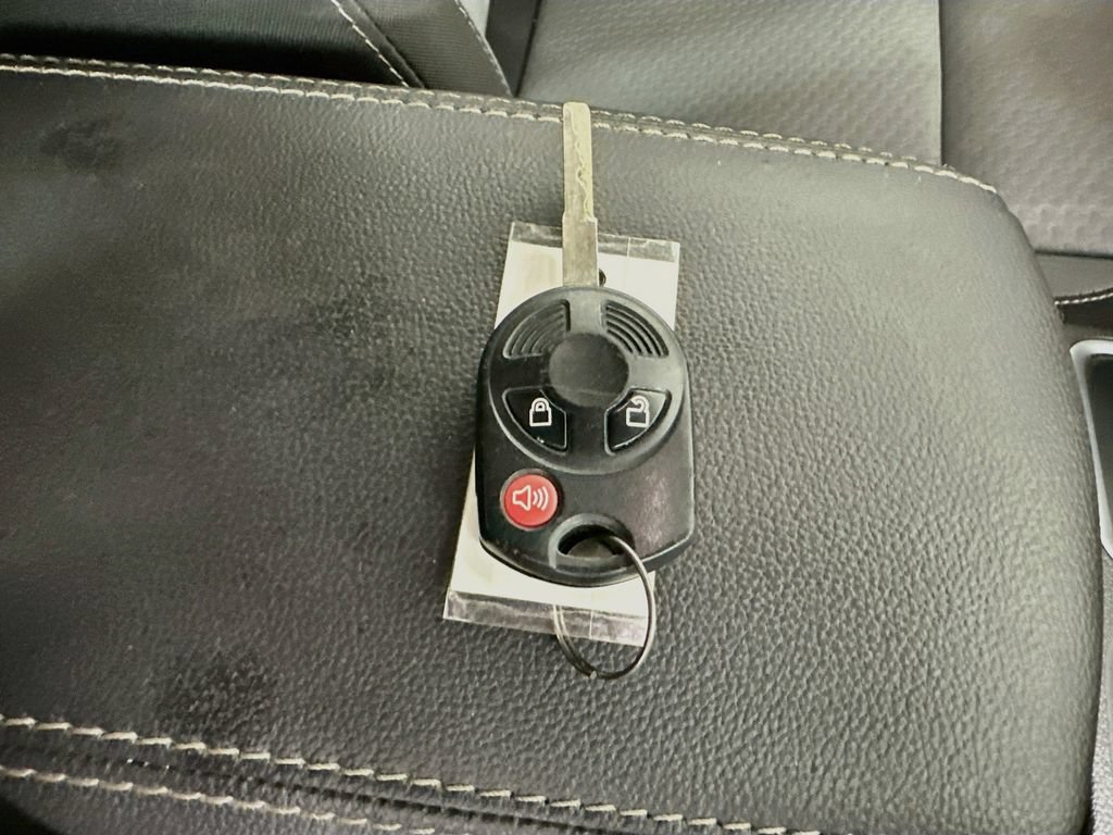 Used 2018 Ford Escape SE AWD/4WD image 39