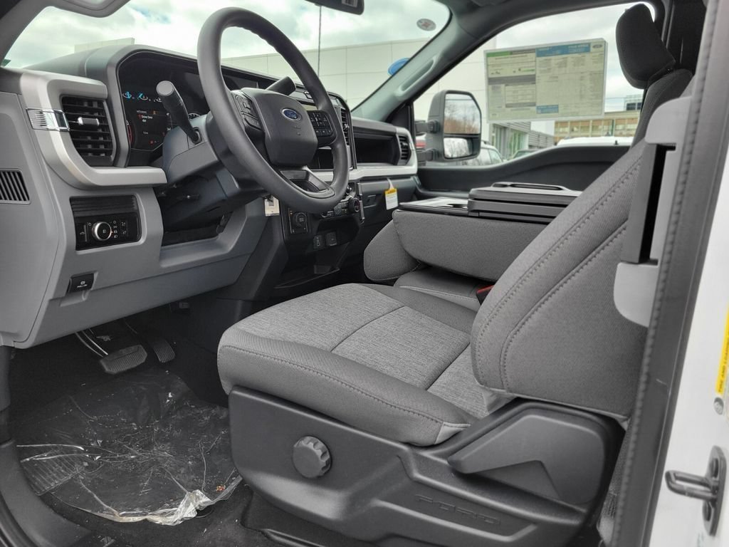 New 2026 Ford F250 XL w/ STX Appearance Package AWD/4WD image 16