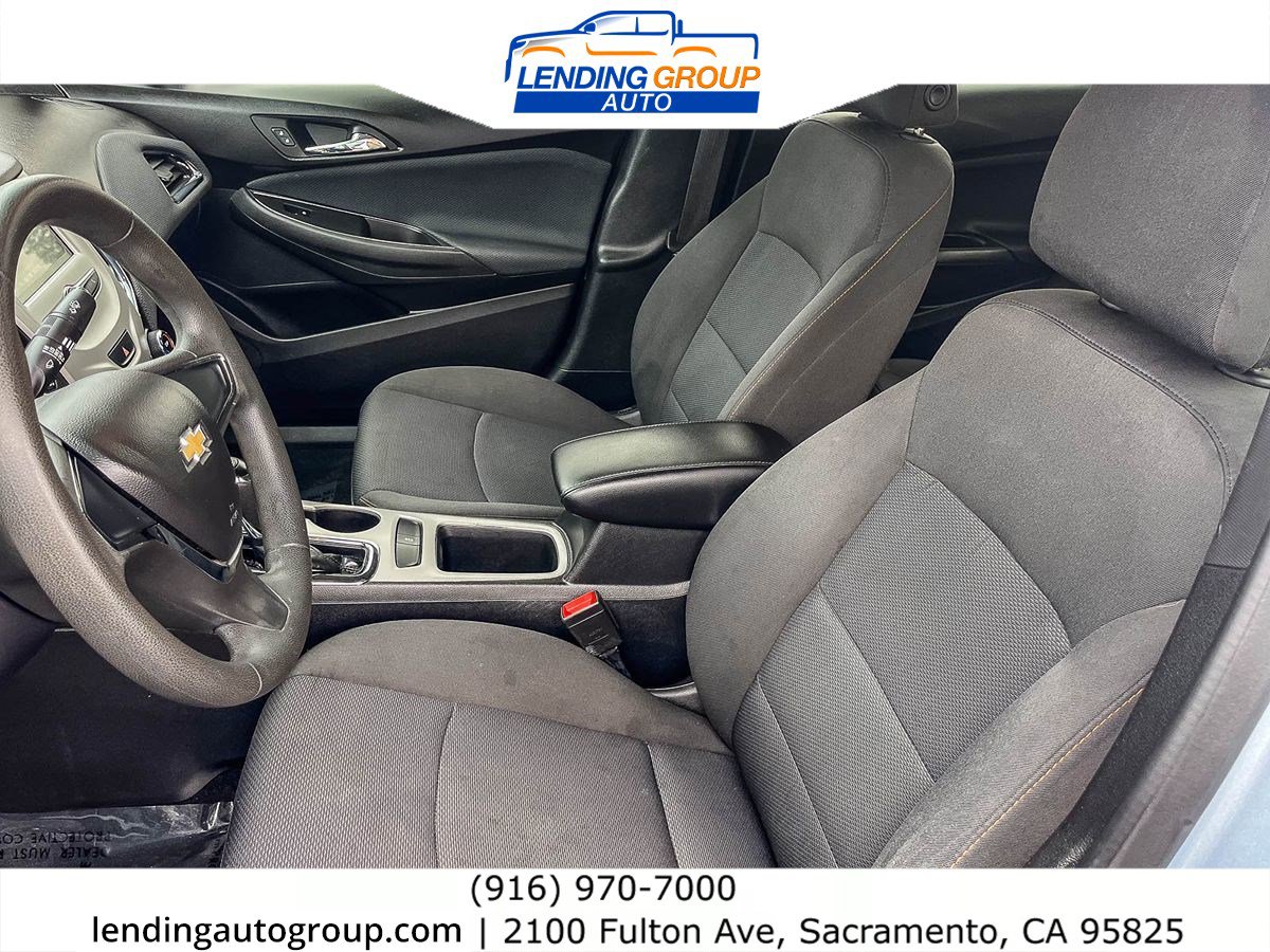 Used 2018 Chevrolet Cruze LS FWD image 16