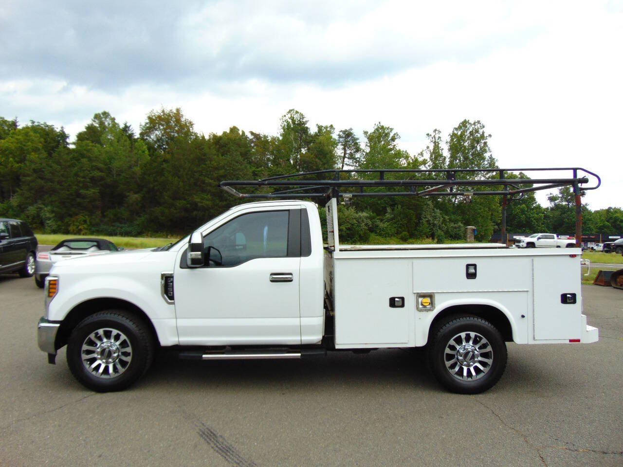Used 2018 Ford F350 XL w/ Power Equipment Group RWD image 18