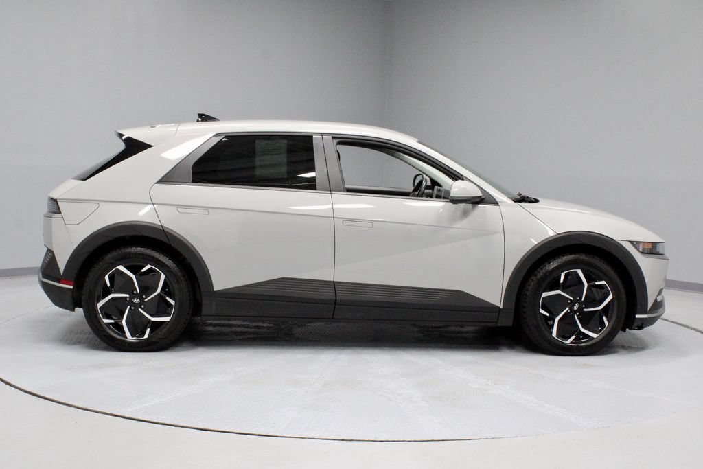 Used 2024 Hyundai Ioniq 5 SE AWD/4WD image 12