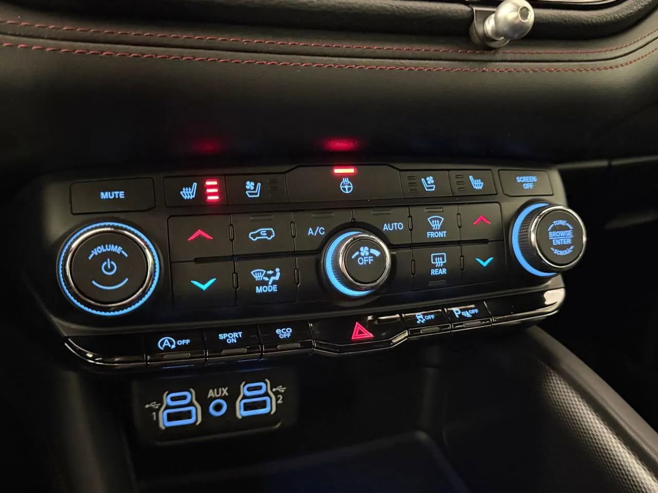 Used 2024 Dodge Durango GT AWD/4WD image 28